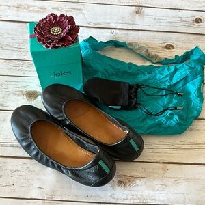 Tieks Matte black size 10 leather ballet flats